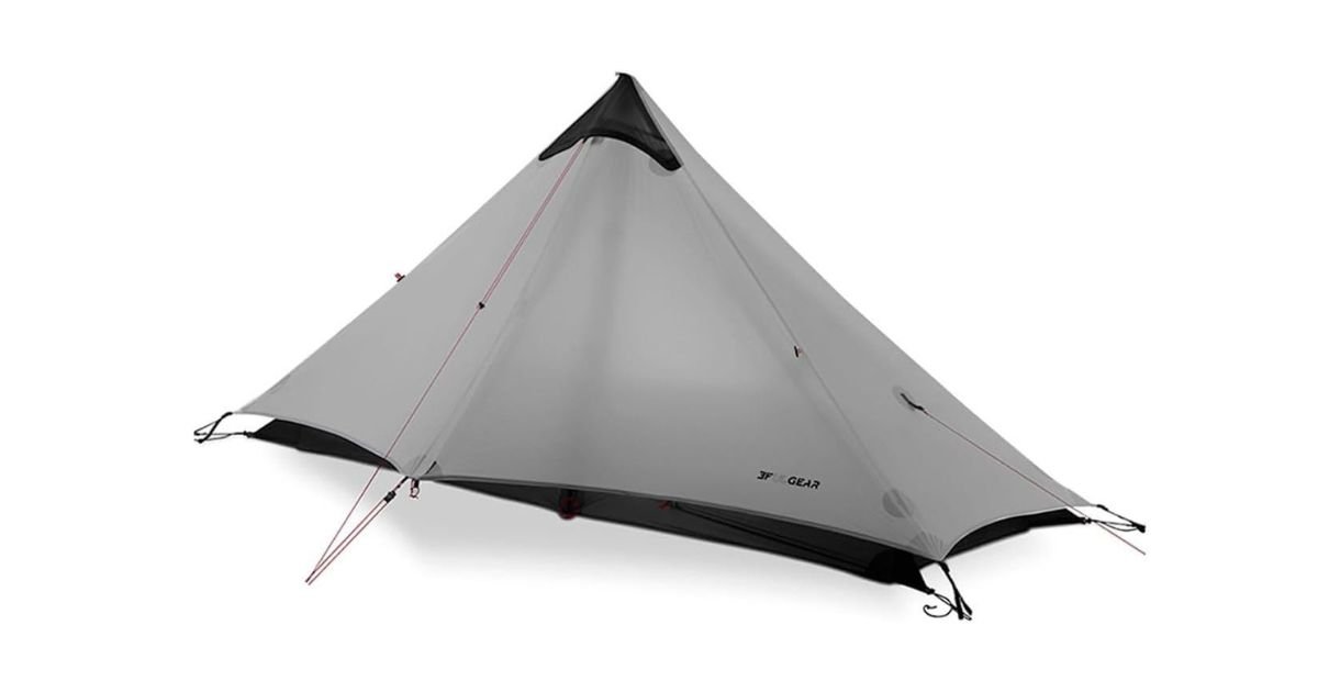 3F UL Gear Lanshan 1 Pro refugio ultraligero de pared única para senderismo sobre fondo blanco